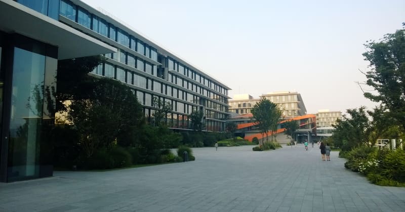 Apple Built a Custom AI Model for China With Help From Alibaba